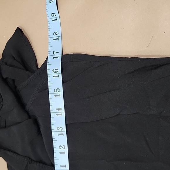 Old Navy, Size M, Off-Shoulder with Spaghetti Strap Top, Black. EUC! - Picture 8 of 9